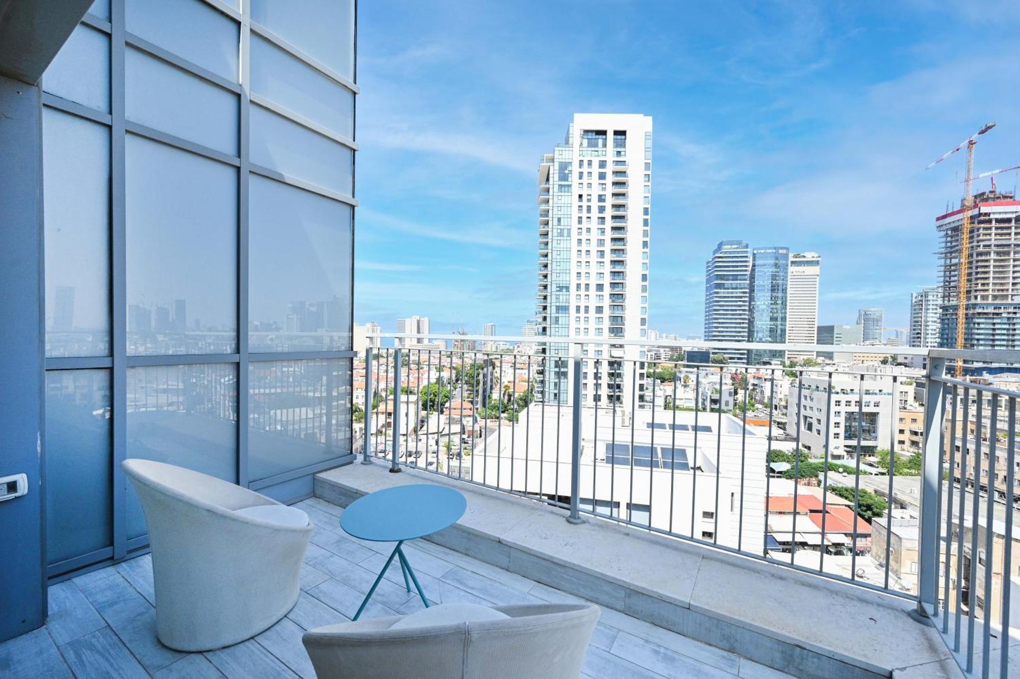 Modern Sky Penthouse 3br With Parking By Holyguest Apartment Tel Aviv