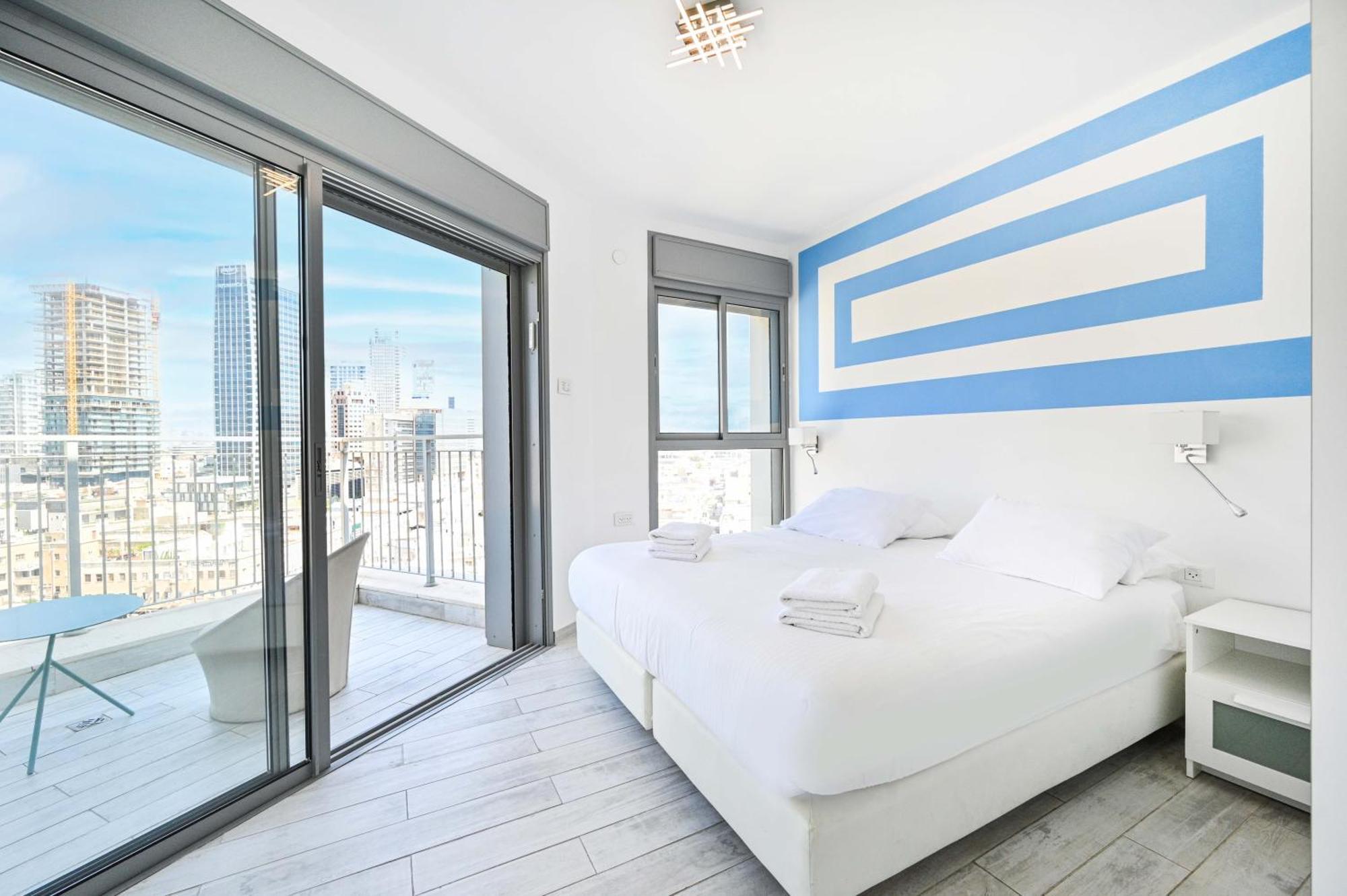 Apartment Modern Sky Penthouse 3br With Parking By Holyguest Tel Aviv